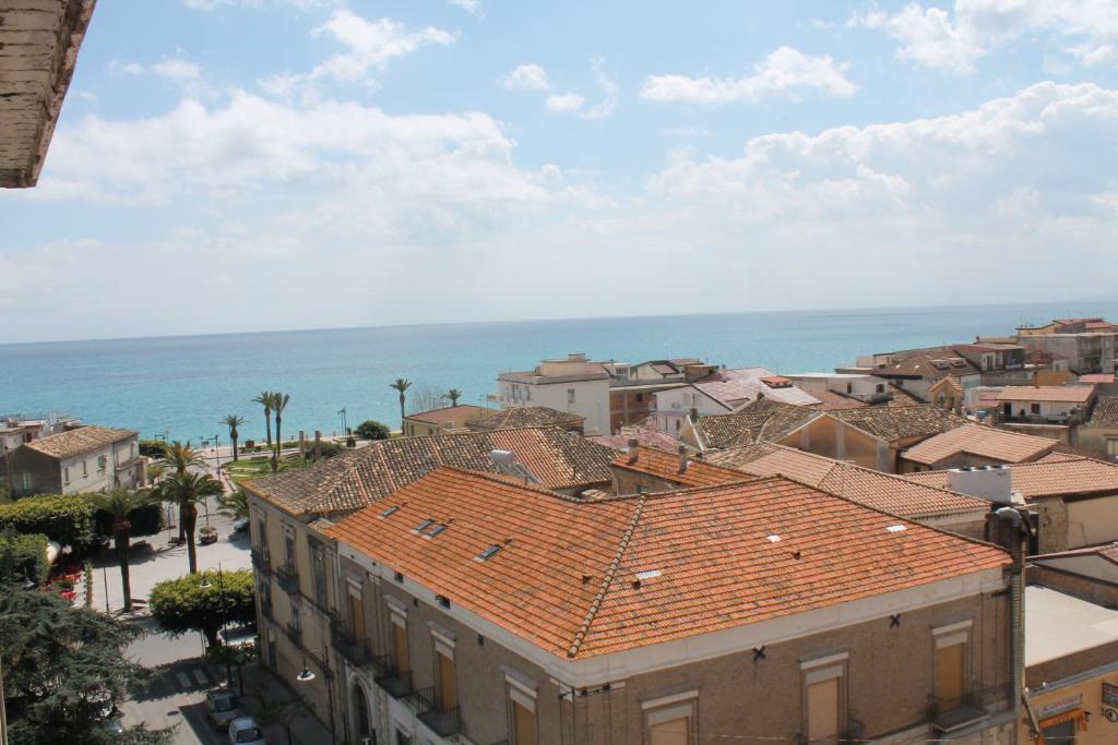 Mediterraneo Hotel 4*