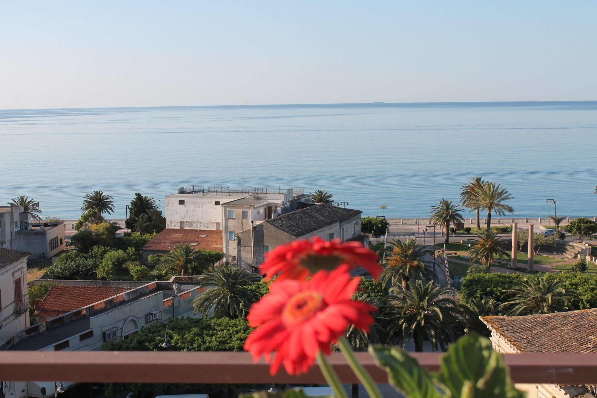 Hotel Mediterraneo Roccella Ionica